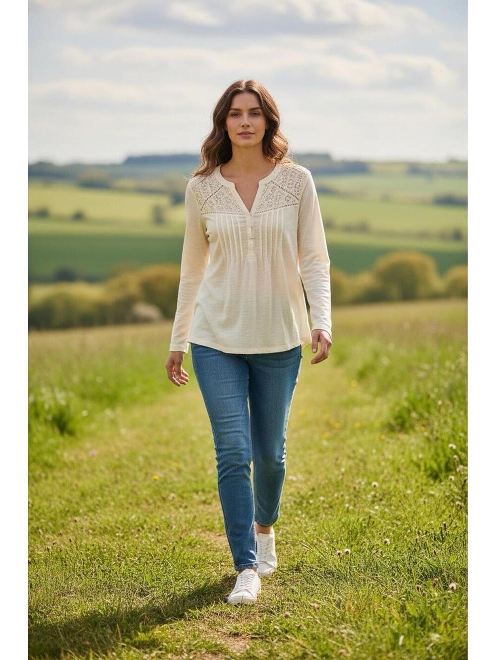 gloria vanderbilt white Long Sleeve Casual Top  Sz.M